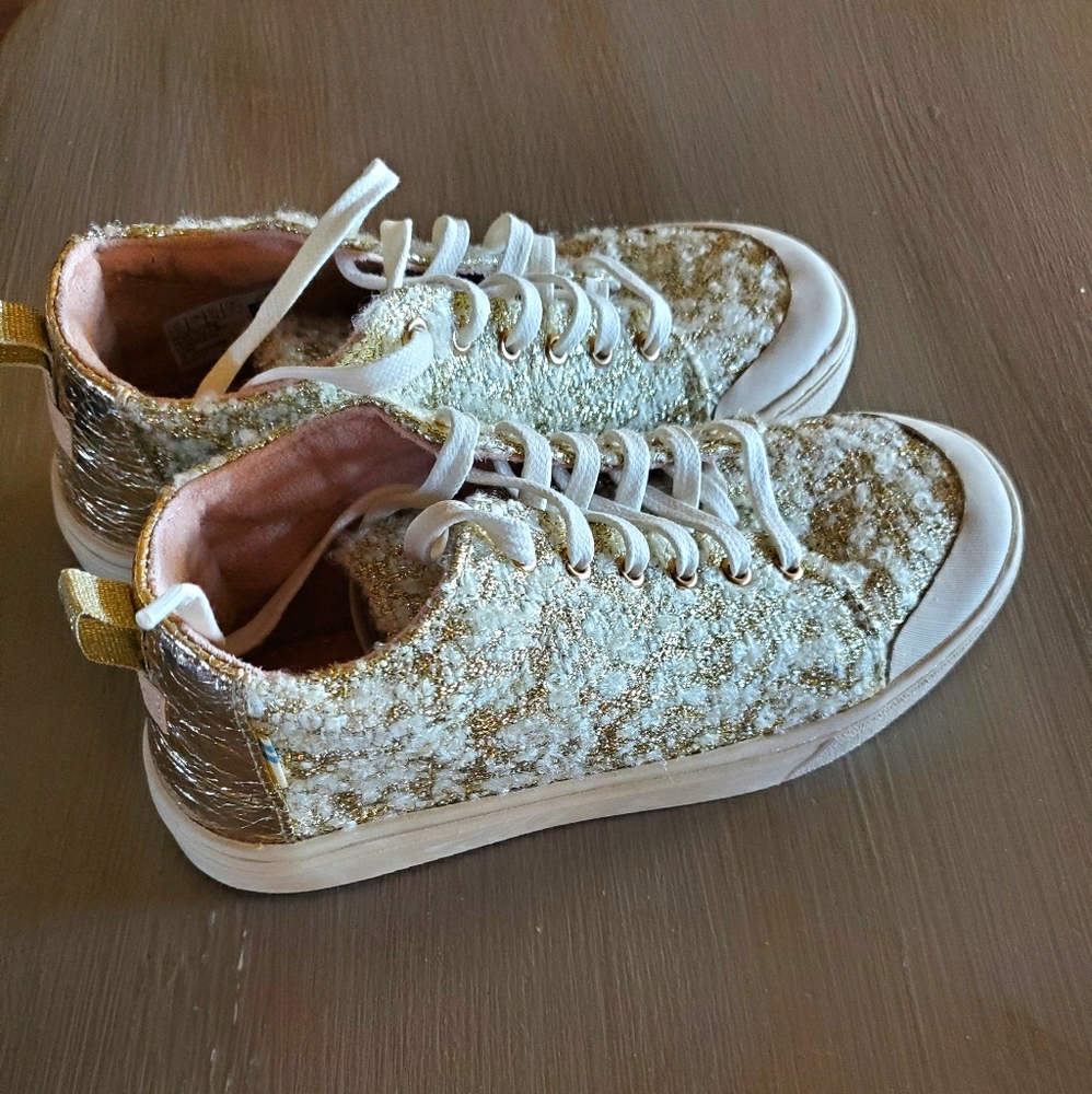 NWOT Toms gold sparkle shoes